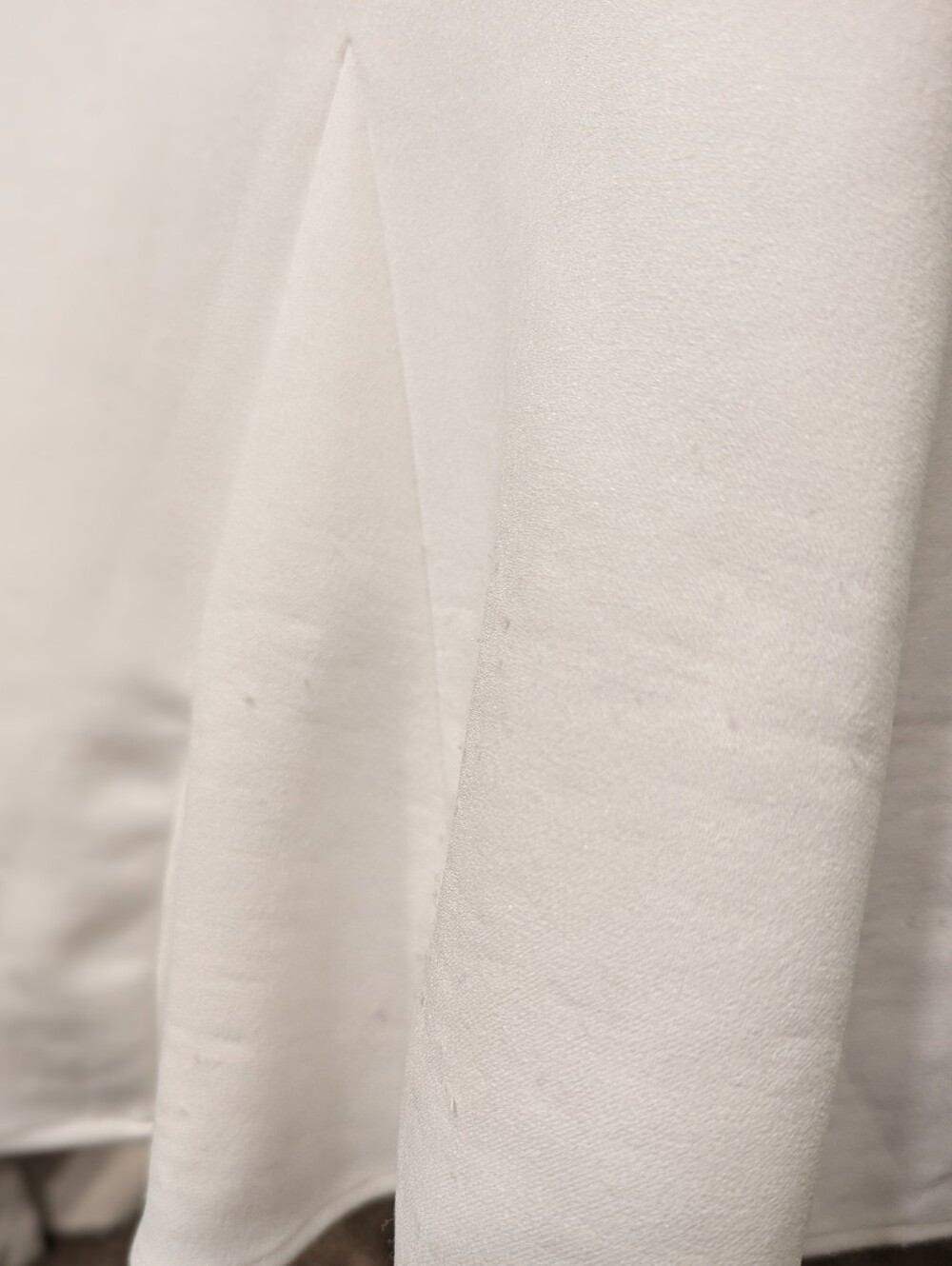 DKNY White Flutter Sleeve Bridal Midi Dress - Size 10 - Picture 7 of 9